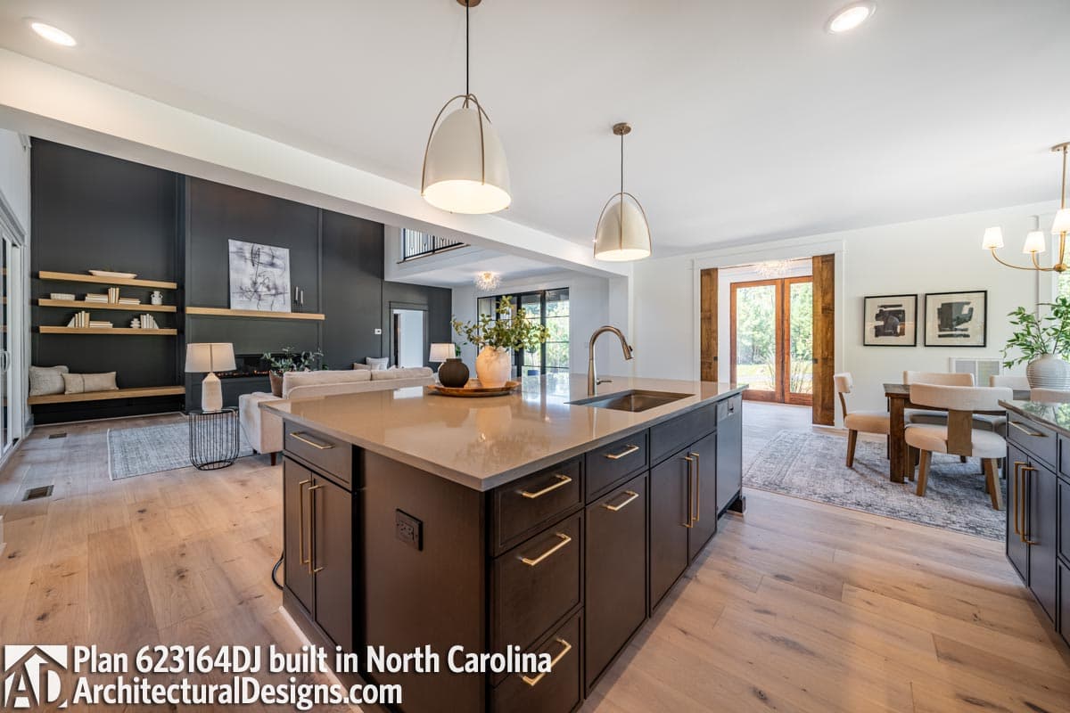 623164DJ-North-Carolina_Tucsan-Group_007.jpg