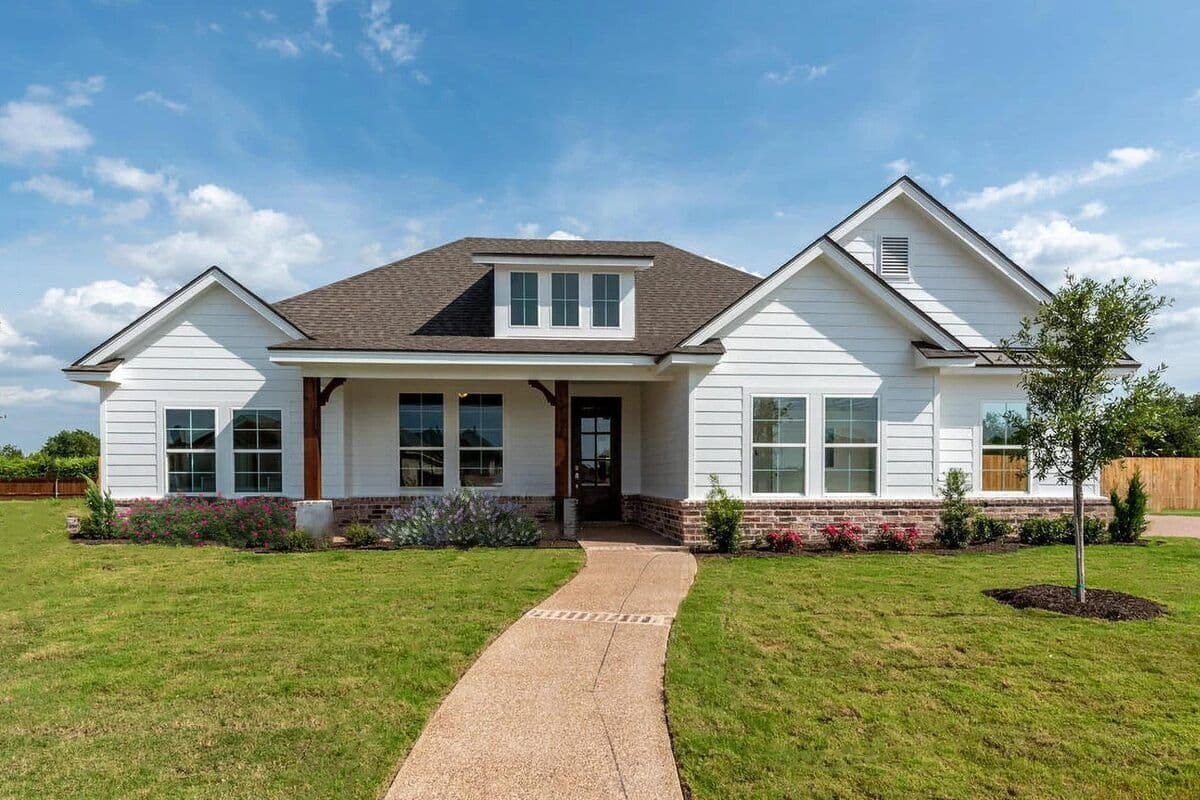 818000JSS_Photo-01_1658411968